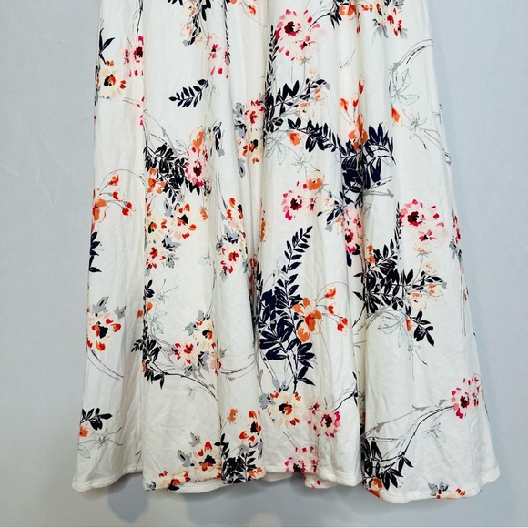 Tiffany Rose Maternity Japanese Garden ALESSANDRA JERSEY DRESS. Size 6/8. - Picture 9 of 16